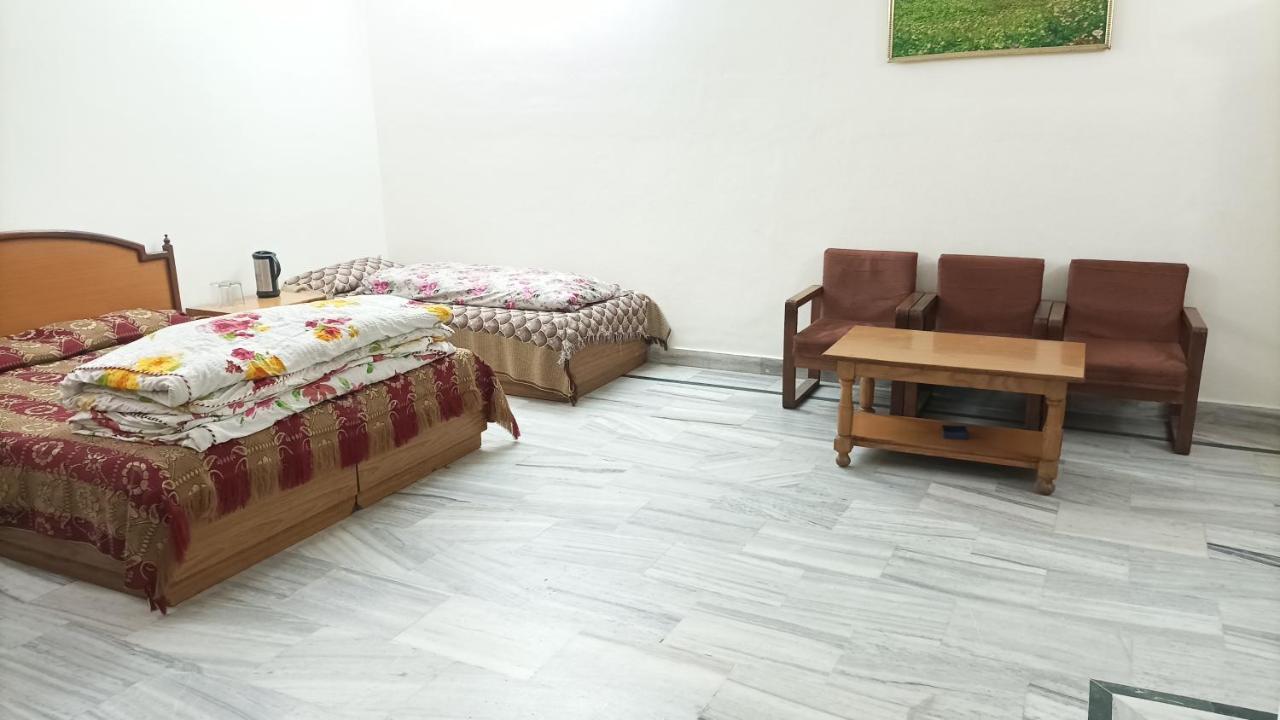 Hotel Siddharth Dehradun Zewnętrze zdjęcie