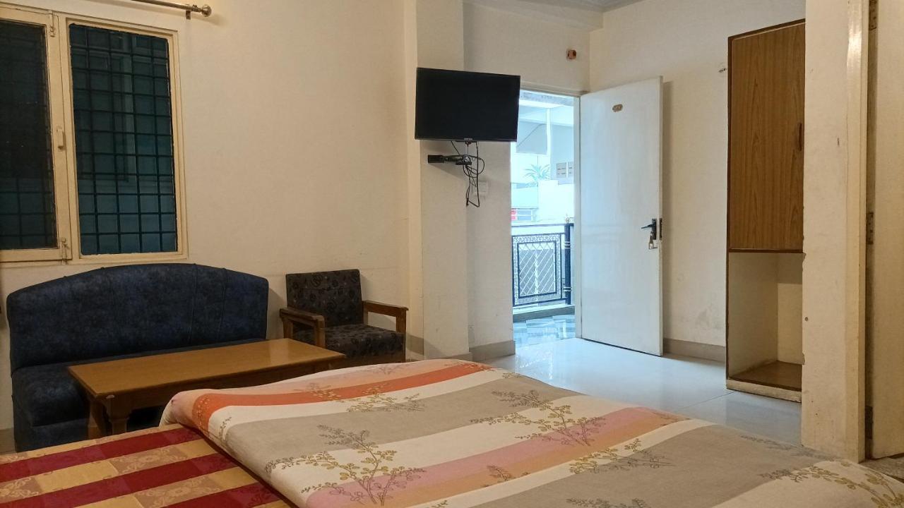 Hotel Siddharth Dehradun Zewnętrze zdjęcie