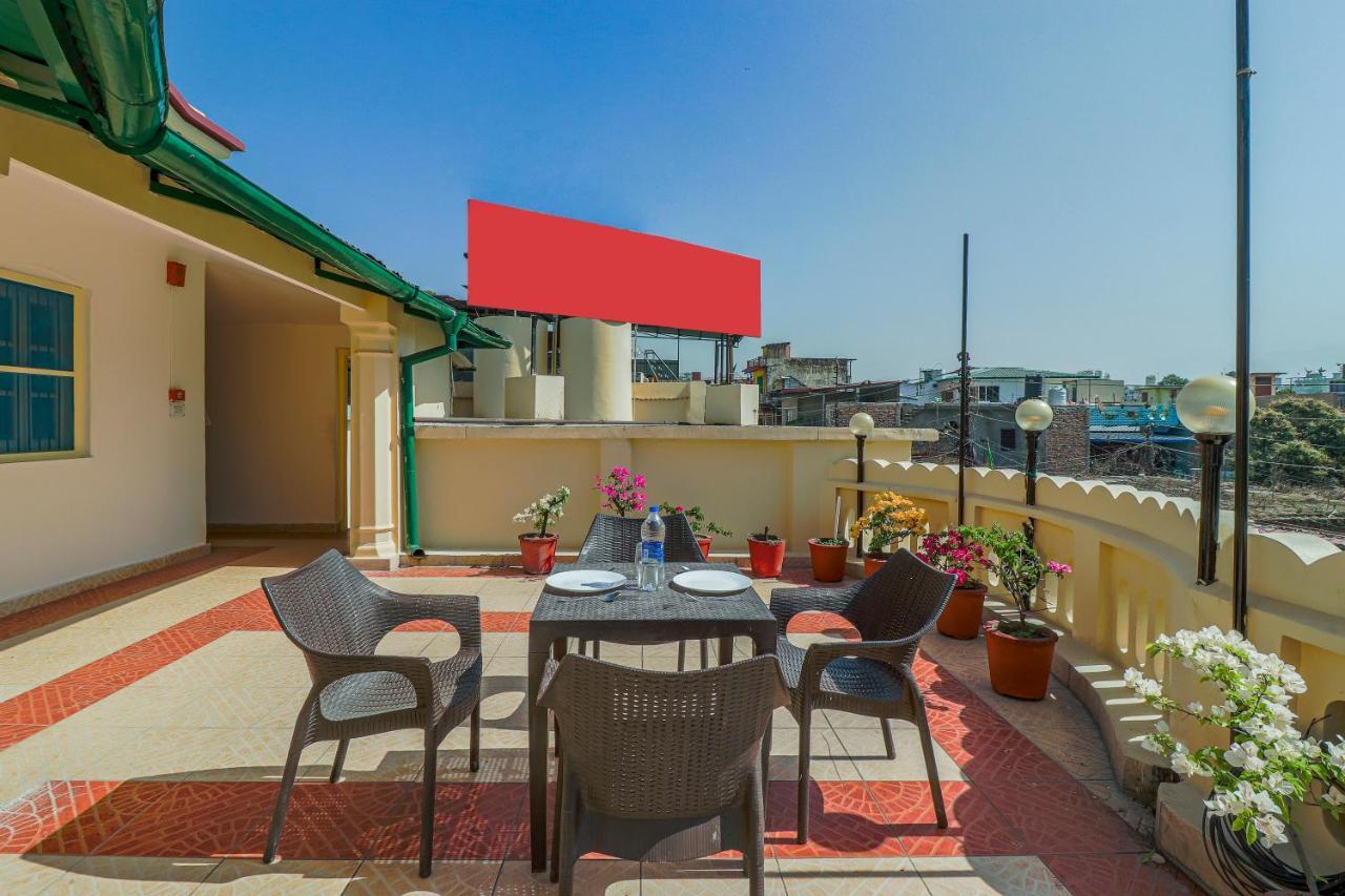 Hotel Siddharth Dehradun Zewnętrze zdjęcie